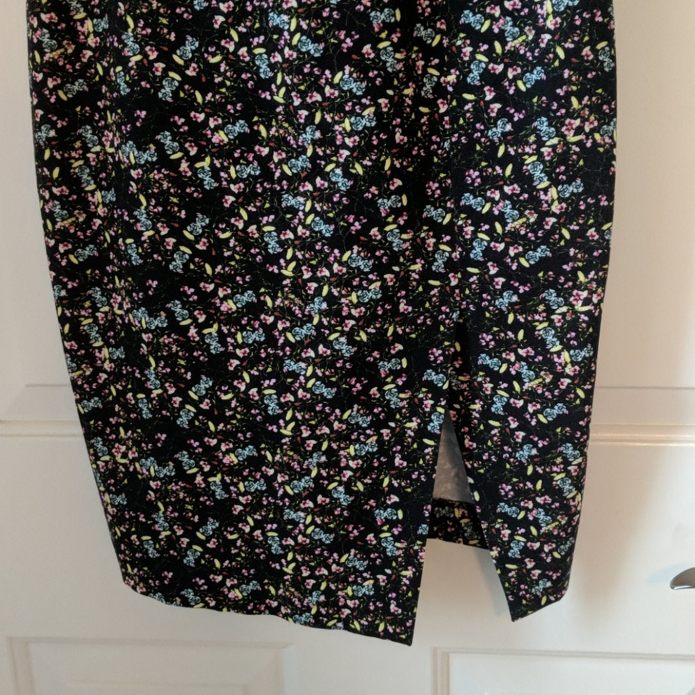 Banana Republic Dress - Picture 2 of 5